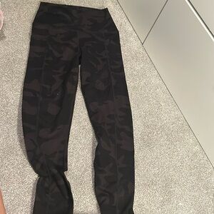 black camo leggings
